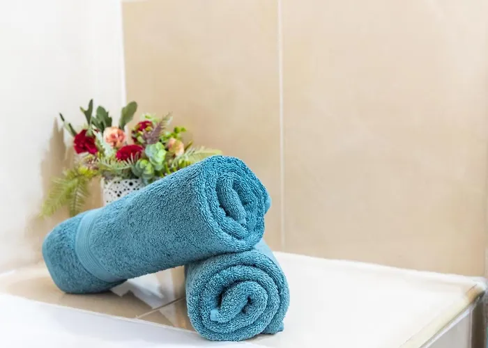 486 B Island Village *